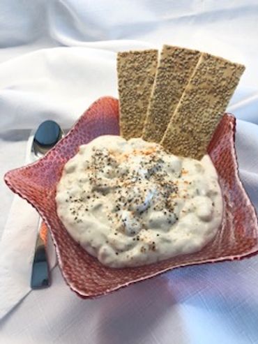 Crackers with appetizer dip