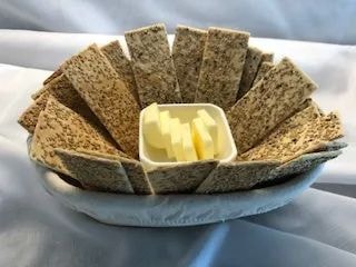 Rosario's Sesame Flatbread Crackers retail package
